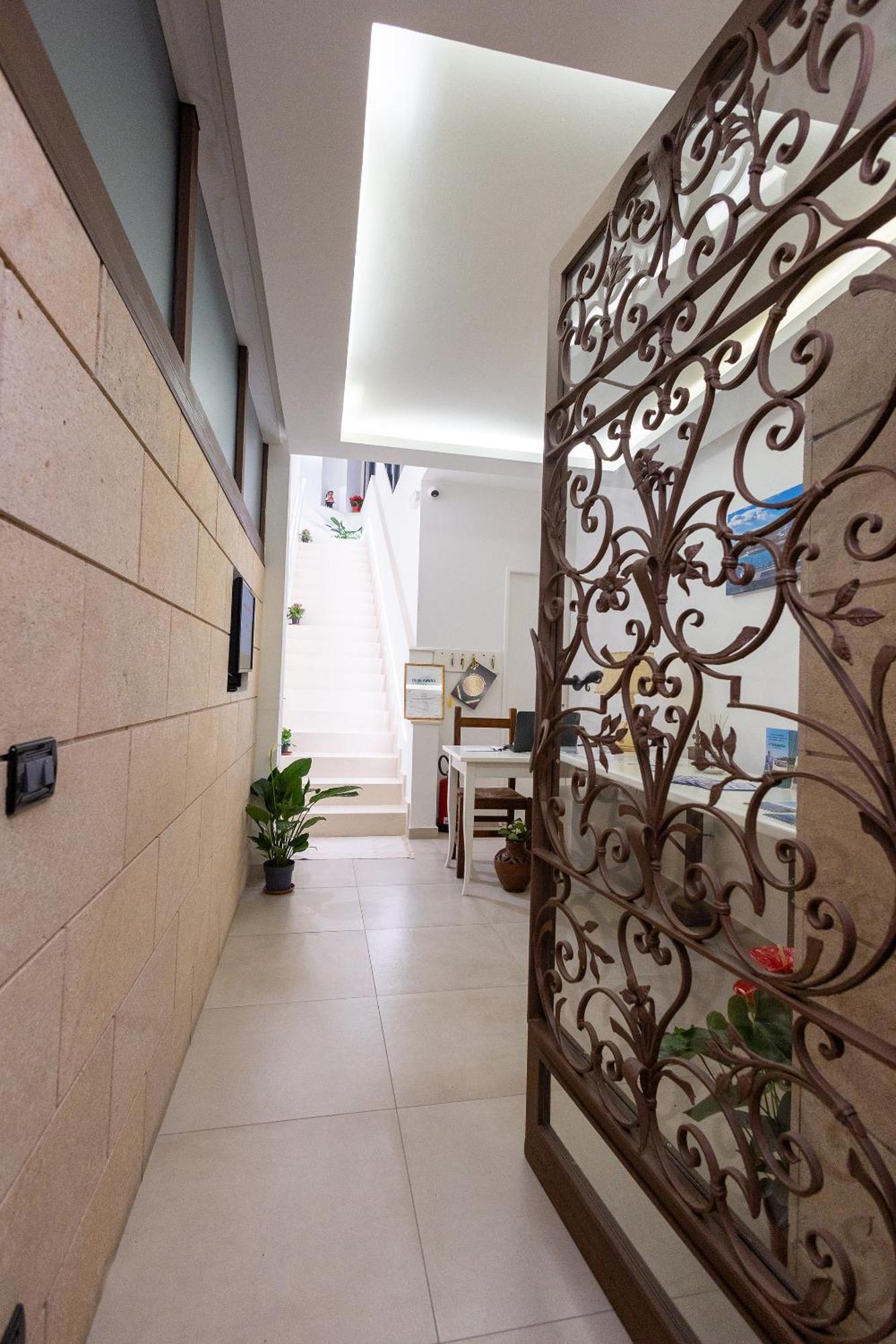 Villa Iris Giardini-Naxos Exterior foto
